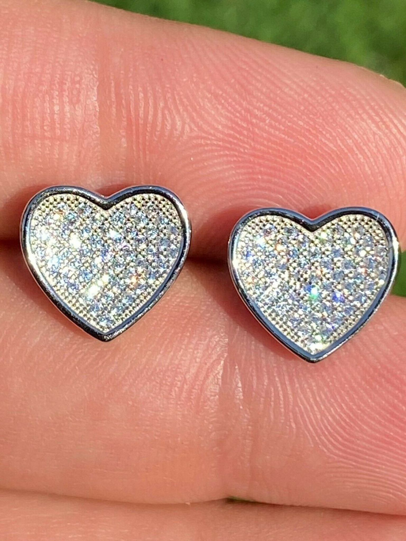 Elsa Peretti™ Open Heart Stud Earrings in Silver, 11 mm | Tiffany & Co.